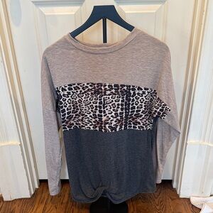 Leopard-Trim Colorblock Long Sleeve Top - Taupe/Charcoal